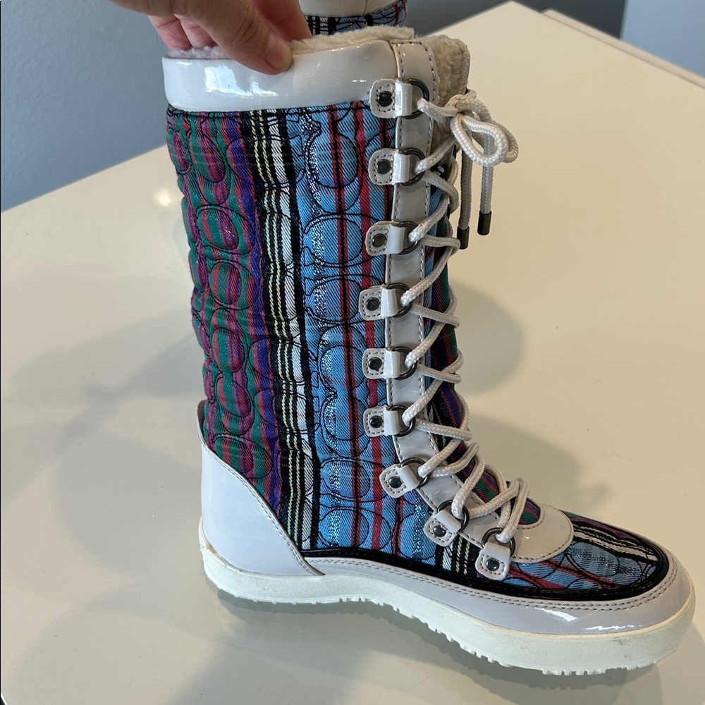 Coach Poppy Peggey Tartan Plaid Quilted Women's Shearling Winter Boots Size 6 - Picture 7 of 12